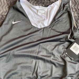 Nike reversible, double side embroidered tank top women’s XXLT